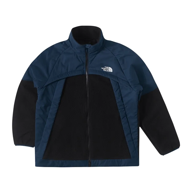 UE男款藍黑色保暖抓絨外套，9880元。品牌提供