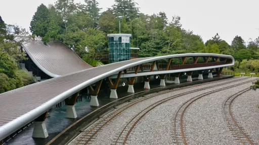 再現祝山!全台海拔最高車站睽違3年改建完成 阿里山林鐵創下5個第一