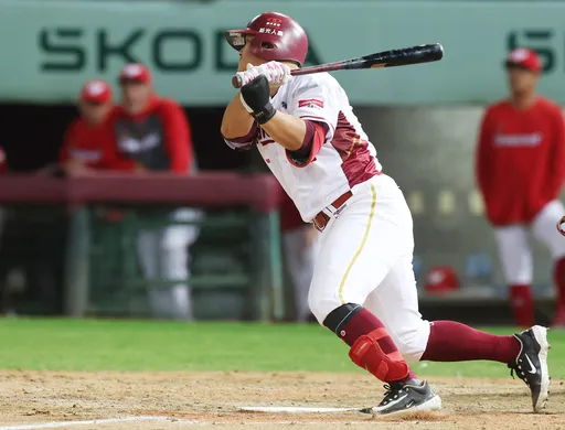 樂天桃猿陳俊秀行使自由球員權利!本季第2人