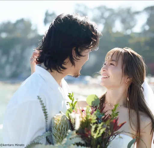 單親女星靠交友軟體二婚小13歲男　絕美白紗只花千元