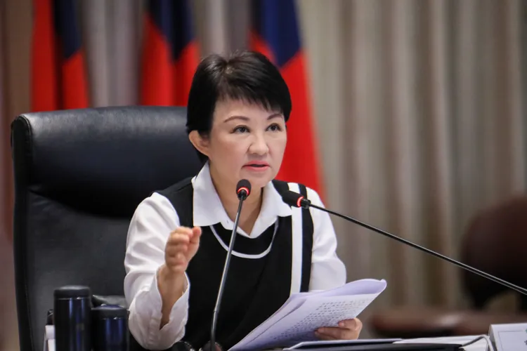 盧秀燕說，當立委應該為台中爭取大預算，這才叫立委。市府提供