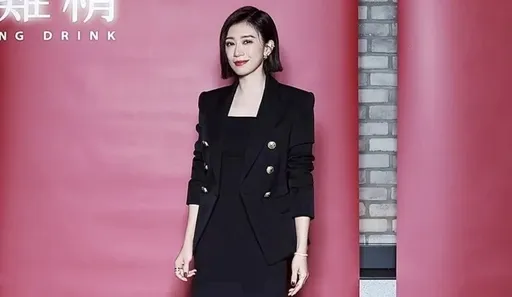 賈靜雯脫到露內褲已是極限 小S超尺度激戰吳慷仁「我不敢想」