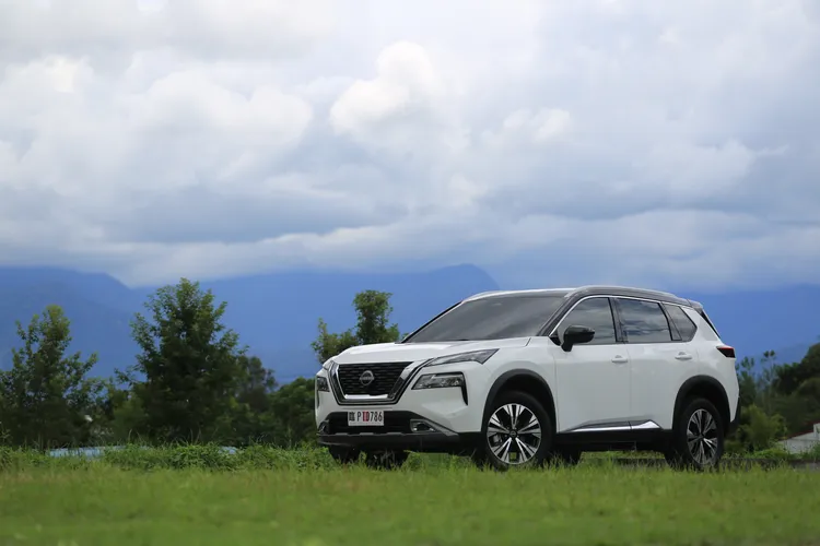 Nissan在10月共有2330輛車掛牌、微幅成長3.5%，其中X-Trail輕油電暫時繳出871輛的成績。林浩昇攝