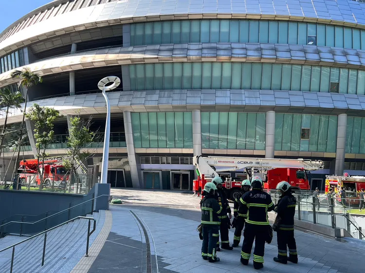 消防局今下午進行大巨蛋消防演練，議員質疑大巨蛋救災水源不夠。林延鳳提供