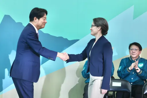 搶頭香！賴蕭配今9時赴中選會登記　賴清德將發表談話