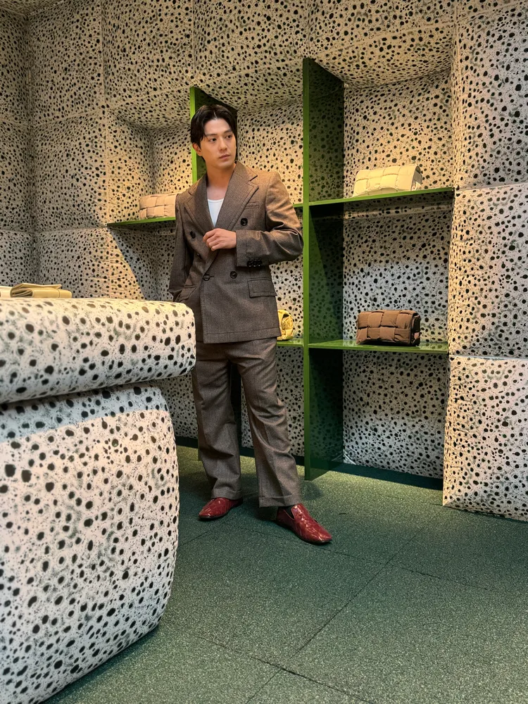 新田真劍佑「快閃」現身活動。張家玲攝