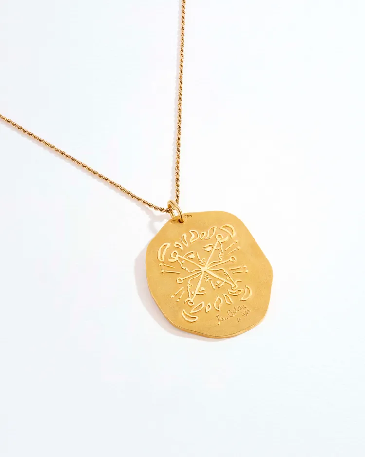 1962年的黃金吊墜。品牌提供