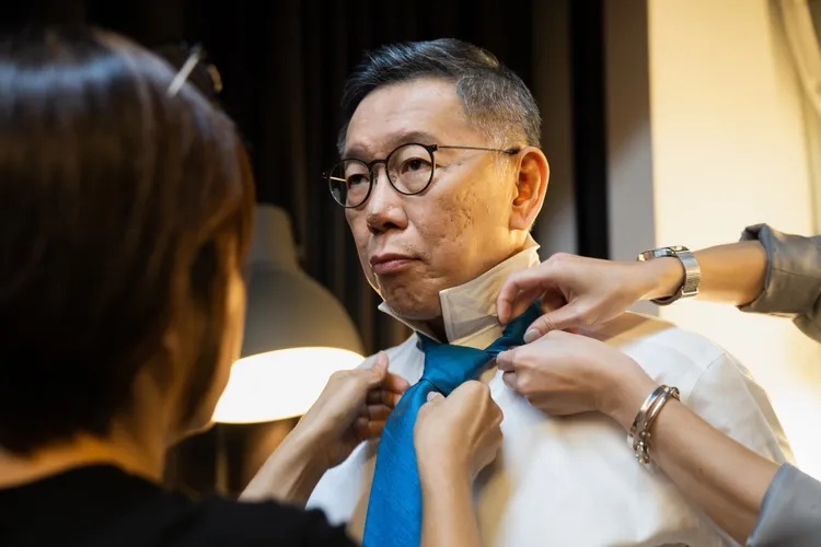 柯文哲表示自己沒事就會進入休眠模式。民眾黨提供