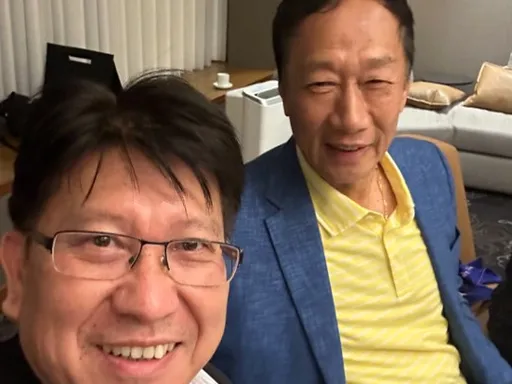 就怕「柯郭合」?挺郭蓝委开第一枪 盼郭台铭回归国民党