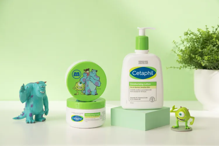 舒特膚聯手《怪獸電力公司》，推出2款禮盒，各自於不同通路有5款不同包裝。品牌提供