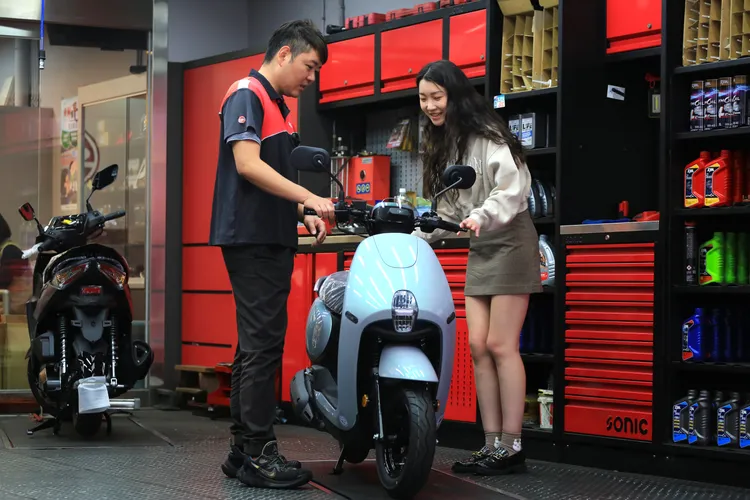 今年中旬才上市並受到女性騎士關注的CLBCU，優惠活動期間除可享汰舊再加碼3,000元、最高補助15,300元。林浩昇攝