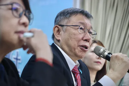 綠委認定徐春鶯「中共統戰政治樣板」 轟柯文哲民調下滑就推諉給海選