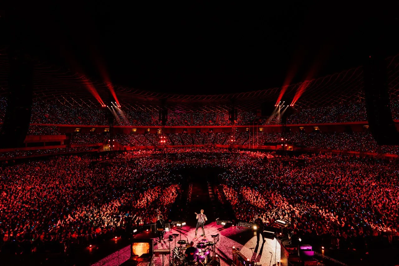 Coldplay首度南下高雄開唱,打破BLACKPINK紀錄。Live Nation Taiwan提供