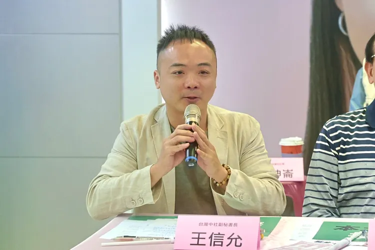 台灣中社副秘書長王信允說，新世代一棒接一棒，絕對不能少了黃捷。翻攝畫面