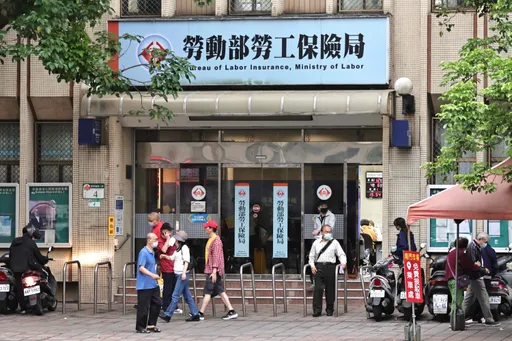 育嬰留停津貼開辦14年　男性請領人數增至每年逾2萬人