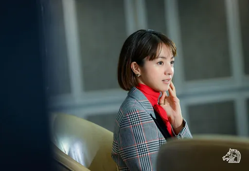 「初戀」女神降臨寶島! 滿島光全套GUCCI穿上身襯可愛