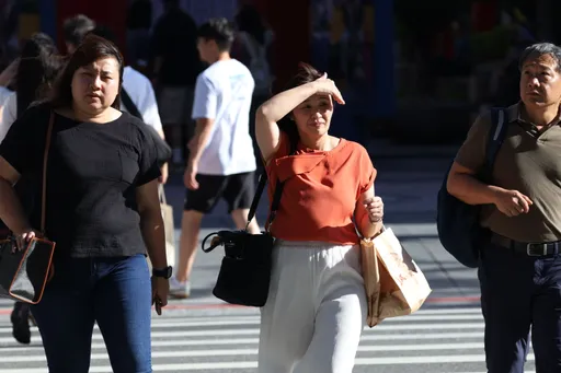 今「立冬」秋老虎回來啦!直飆32˚C 下波變天濕冷4天時間曝