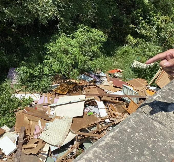 警方指出，除依法移送，將令嫌犯限期清除。保七提供