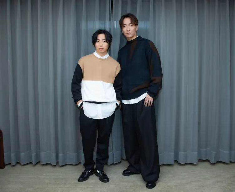 橘慶太（右）約定等練腹肌練得滿意後，會再來台秀給大家看。G-MUSIC、SYL TW提供