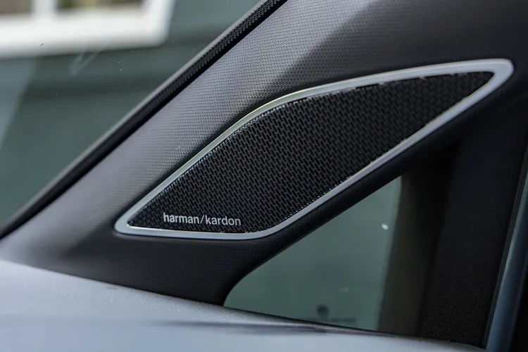 280 eTSI Style以上車型將Harman Kardon環繞音響系統列為標準配備。業者提供