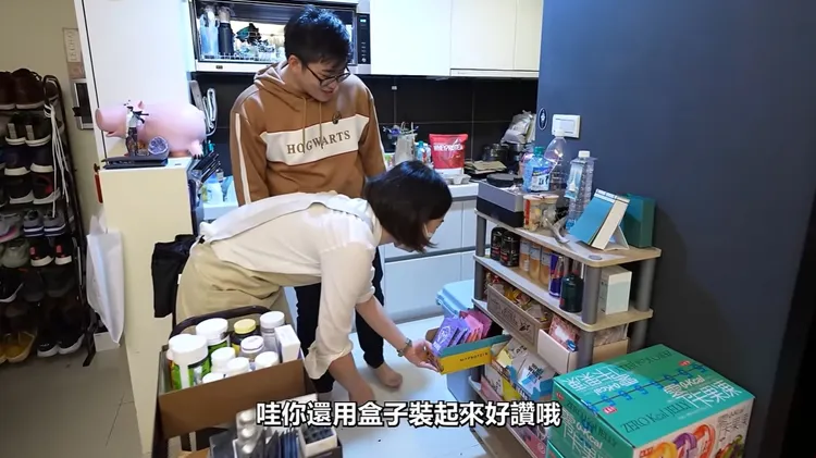 Joeman新莊2房宅曝光。翻攝YouTube頻道「Joeman」