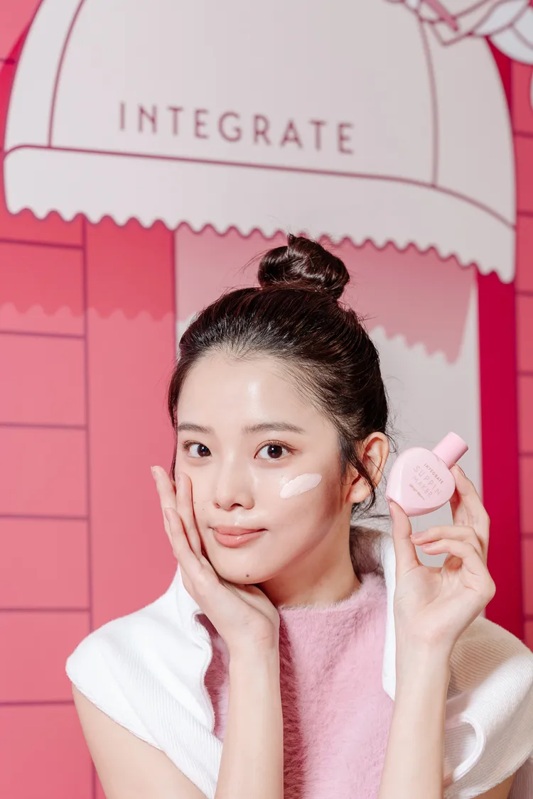 光透素裸顏美肌UV乳，25ml／420元。品牌提供