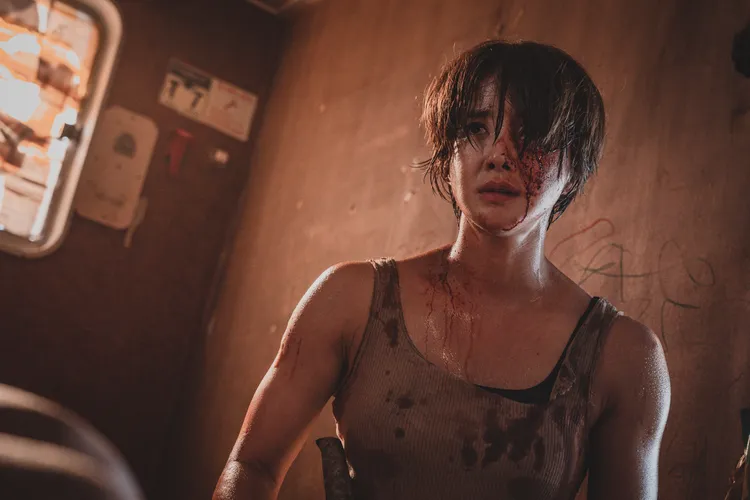 李是英第2季獨自產子。Netflix提供