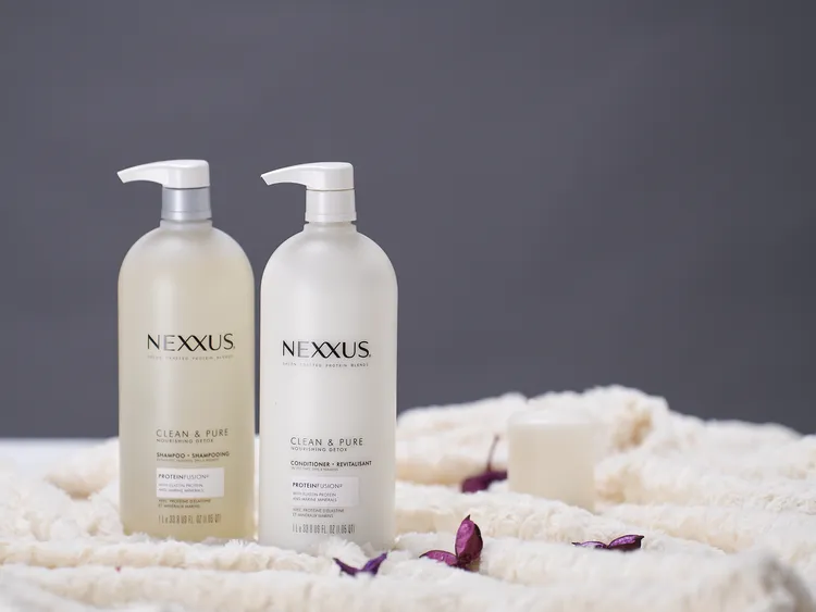 美國沙龍級Nexxus深層純淨洗髮精+Nexxus深層純淨護髮乳。