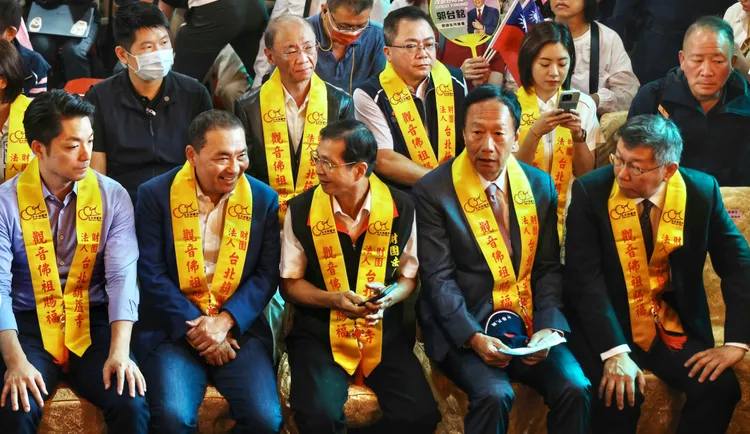 今天葫蘆寺廟方為三人位置安排一事傷透腦筋。林林攝