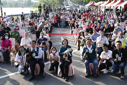 蔡英文號召貓狗派團結挺台 毛小孩助攻「賴蕭配」