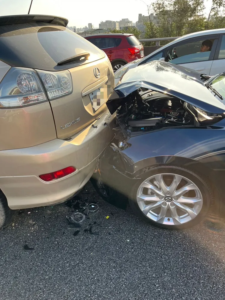 林佑星後車慘況。林佑星提供