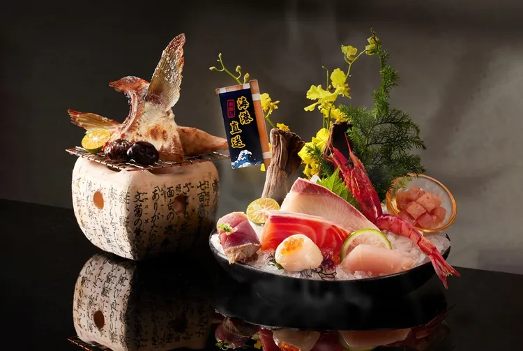 「藝奇」選用頂級寒鰤推出「上品寒鰤刺身盛宴」(右)和「塩糀青甘下巴佐栗子」(左)。業者提供