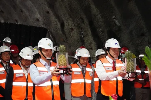 柯文哲內政部互批卡蛋!林右昌:不只要彩蛋、還要安全蛋