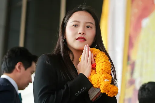 泰國正妹議員挨告冒犯王室 恐蹲6年牢丟職上訴中