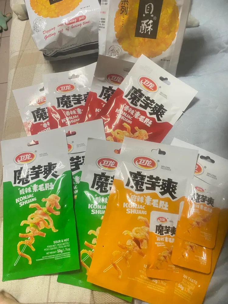 「魔芋爽」有人覺得好吃，但也有人質疑太過加工。翻攝自爆廢公社二館