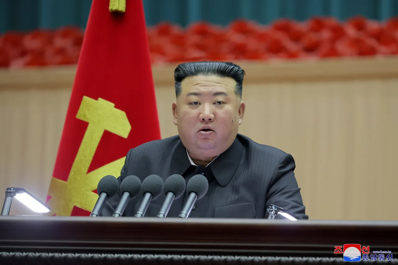 北韓領導人金正恩上周(12/4)在平壤的母親節大會上發表演說。資料照片
