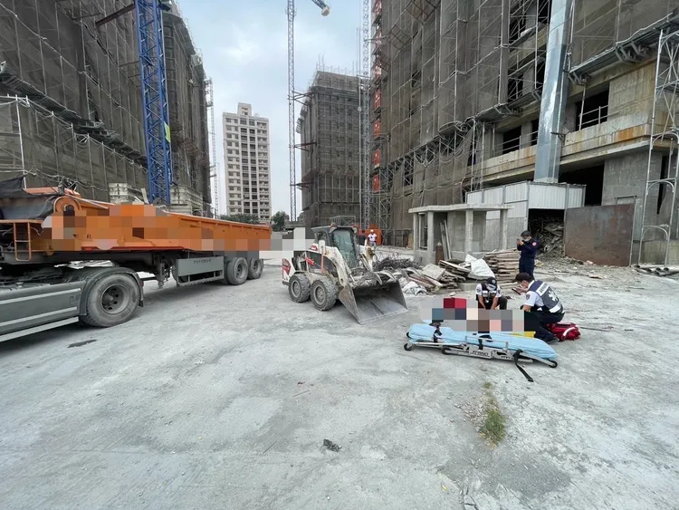 傷者到院前無生命跡象，急救後仍宣告不治。讀者提供