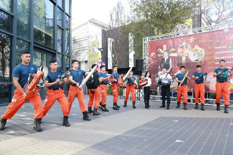 竹縣消防局月曆發表。新竹縣消防局提供