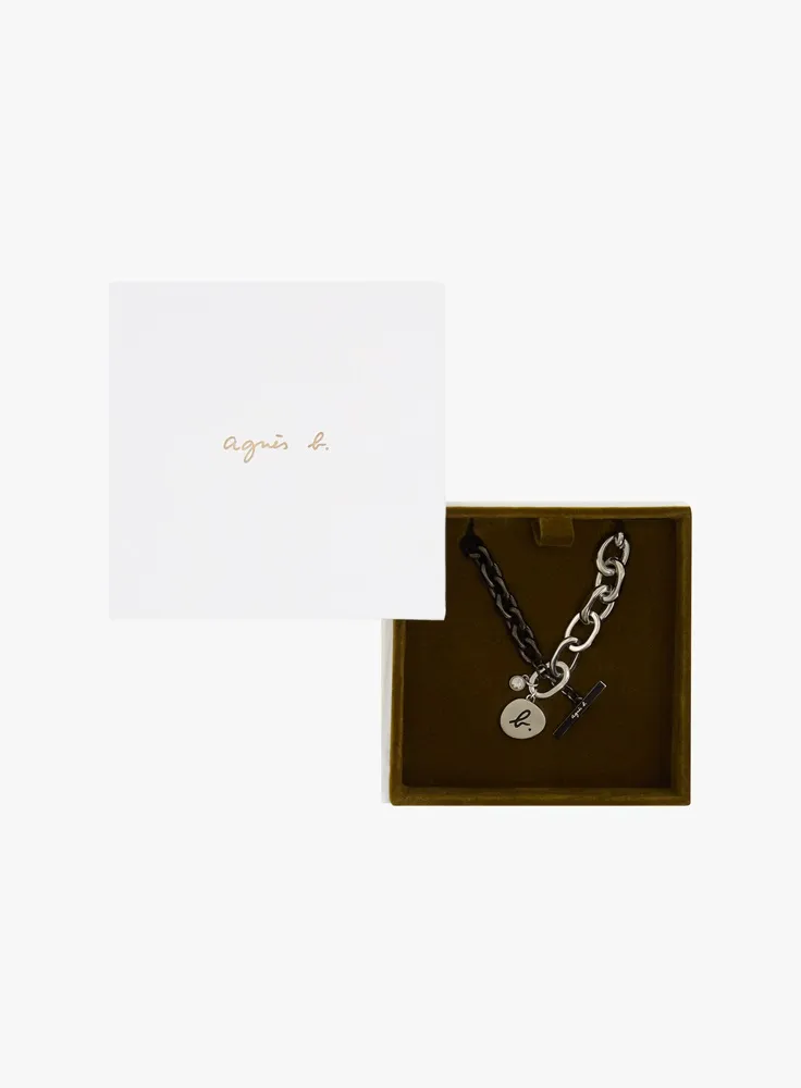 agnès b. x 莫文蔚聯名限定版手鍊，3980元。品牌提供