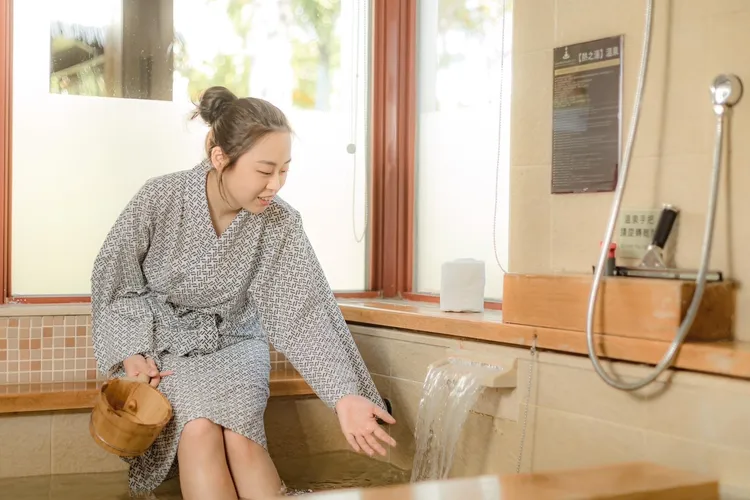 福容福隆店有全台唯一海洋溫泉，不僅養顏美容，還可放鬆身心靈。業者提供