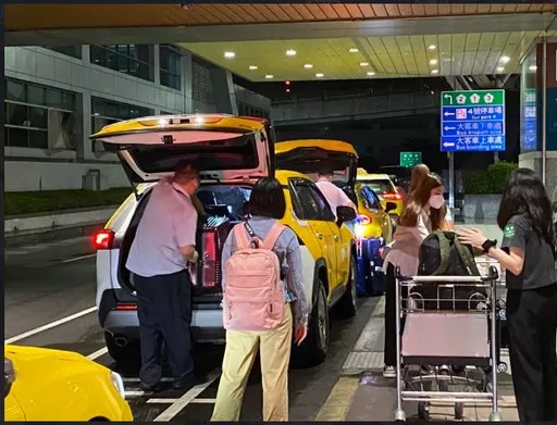 松機排班計程車明年1/1起加收50元 僅限領有排班登記證小黃