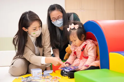 竹市香山親子館定點臨托服務上路 當爸媽神隊友!高虹安:一區一臨托正式達標