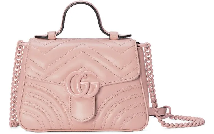 GG Martmont粉淺色手提包，7萬6100元。品牌提供