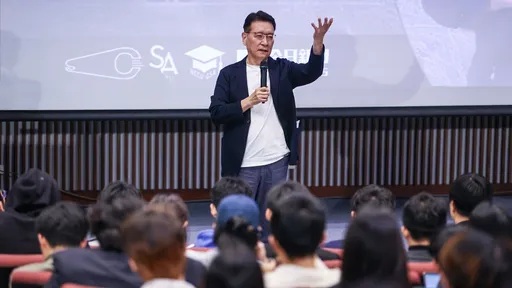 趙少康被問侯康貸喊「沒強迫你買房」 她列4大失言:年輕人不是笨蛋