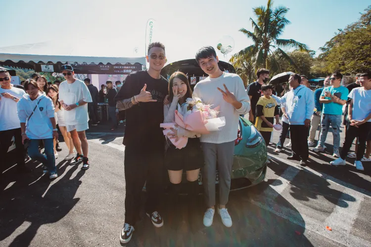 王陽明見證車友求婚。Empire Motor Club提供