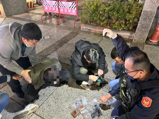 欺女店員力單！買完飲料後搶錢　毒蟲不到4小時就GG了
