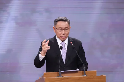 總統辯論會｜柯文哲自清從政10年沒變過　要選民一起把國家贏回來