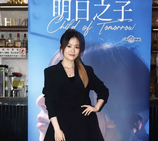 曹佑宁主持星光大翻车 前辈杨小黎直言「必有心理创伤」