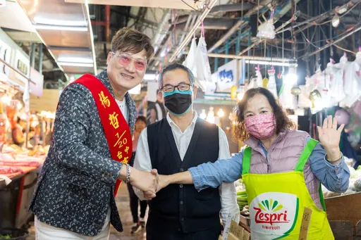 辜仲谅要选立委? 芒果王子市场拜票全说了