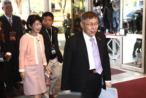 總統辯論會|賴清德逼問為何挺服貿 柯文哲駁:太陽花反黑箱不是反服貿